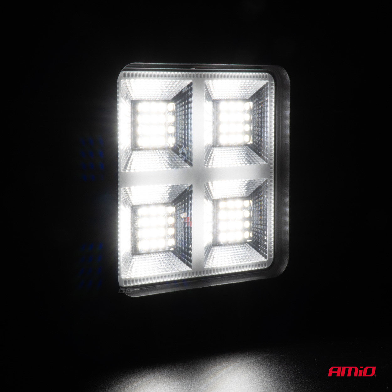 Lampa robocza szperacz LED AWL59 68W 6500K 8000lm 12V 24V AMIO-04200